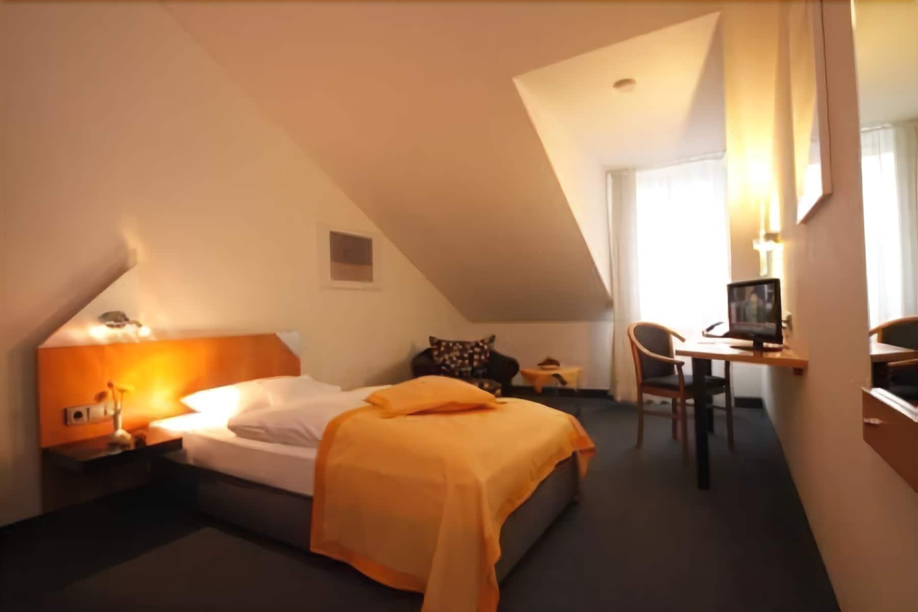 Prima Hotel Havelland Gross Kreutz Luaran gambar