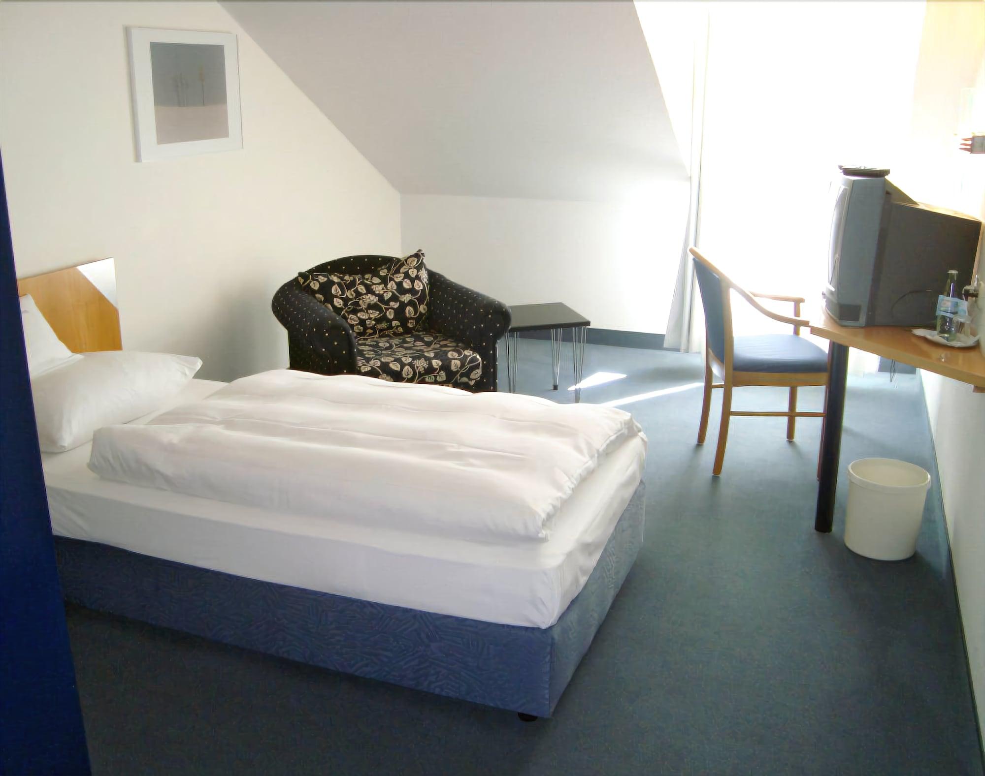 Prima Hotel Havelland Gross Kreutz Luaran gambar