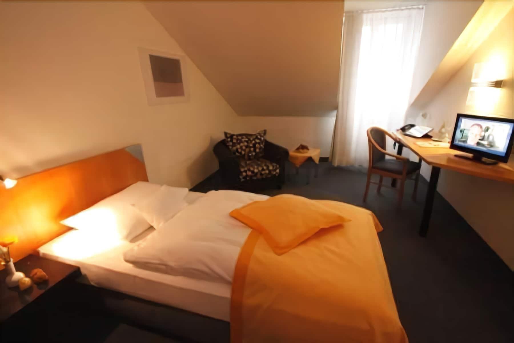Prima Hotel Havelland Gross Kreutz Luaran gambar